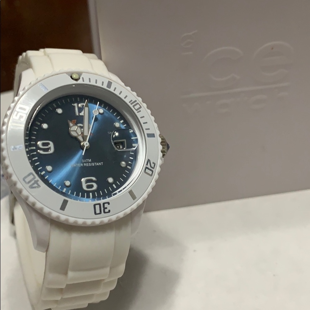 ICE Watch - Picture 4 of 5